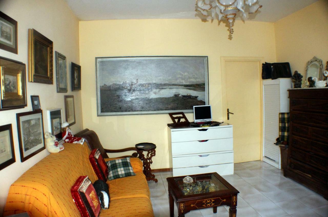 B&B Lili ซาแลร์โน ภายนอก รูปภาพ